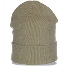 Однотонная практичная шапка для девушек. Комфортная и теплая модель современного дизайна №3580