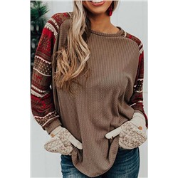 Коричневый вязаный пуловер-свитер со скандинавским принтом на рукавах