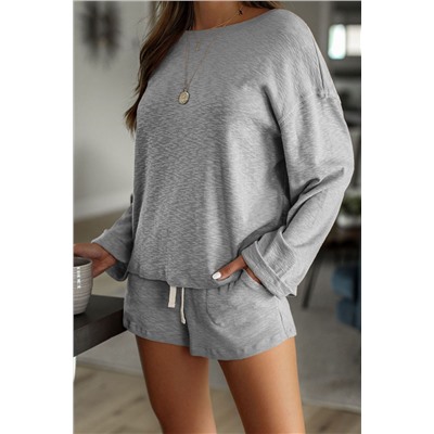 Серый вязаный пижамный комплект: блуза + шорты с карманами