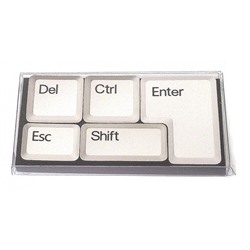 93723 Магниты в наборе в виде кнопок клавиатуры белый
